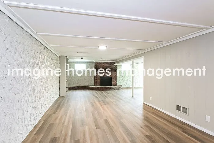 4269 Massabielle Dr — Photo 12