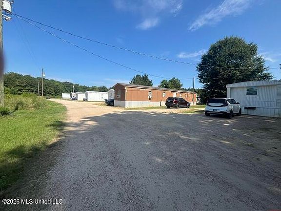 2nd image of 720 Ephesus Rd