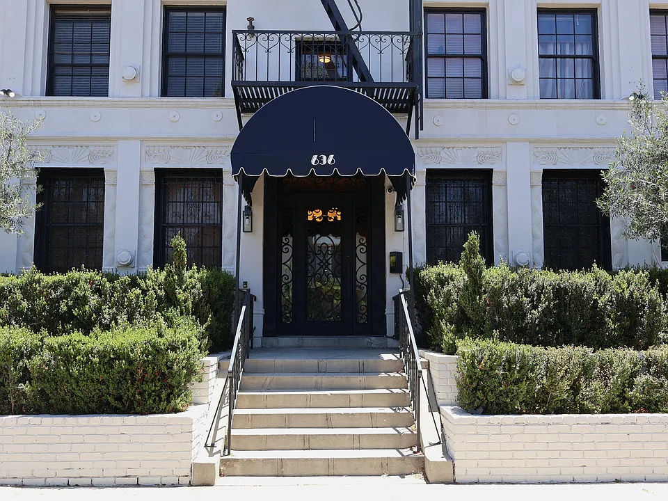 Burnside Apartments