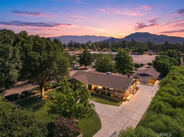 25210 California Ave, Hemet, CA 92545