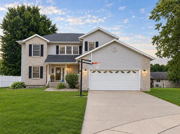 2719 Walnut Cir, Fort Dodge, IA 50501