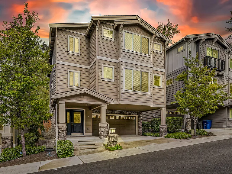 10502 SE 10th Ct — Photo 3