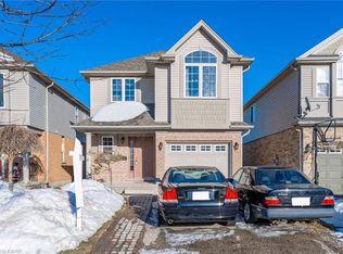 719 Grand Banks Dr, Waterloo, ON N2K4M2