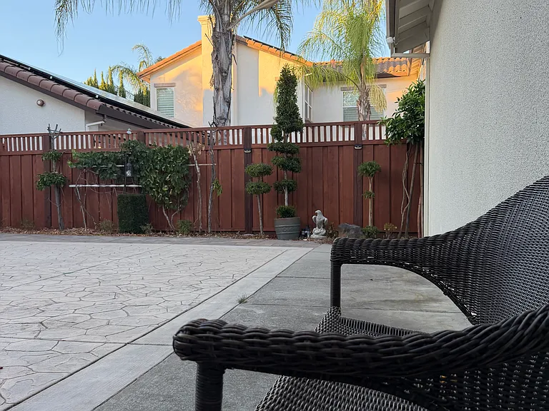 1682 Prima Dr — Photo 22