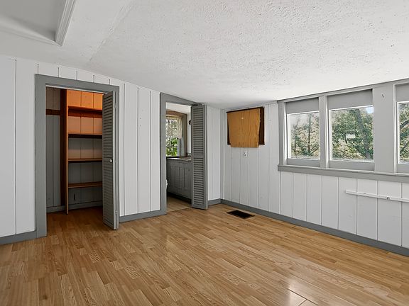 29th image of 514 Whippoorwill Ln