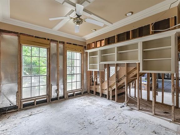 4th image of 914 Riverlace Dr