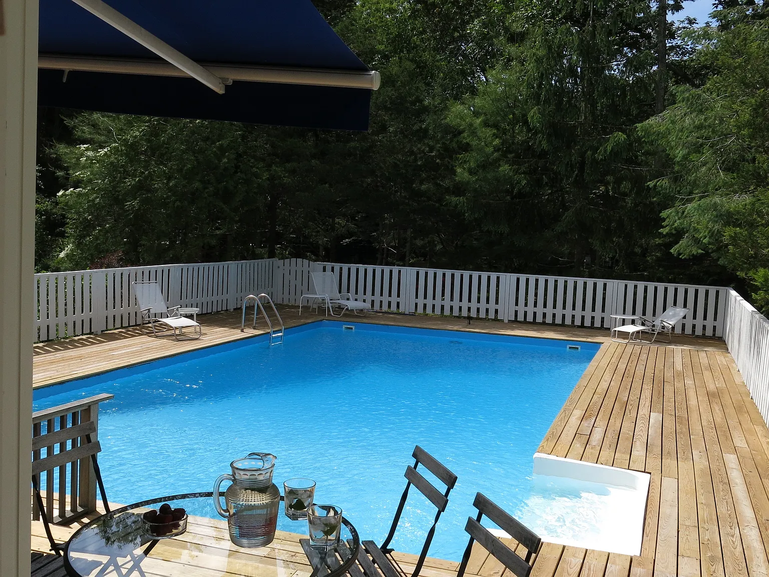 Sunny Beach Cottage With Deeded Access To Gardiner's Bay — Photo 3