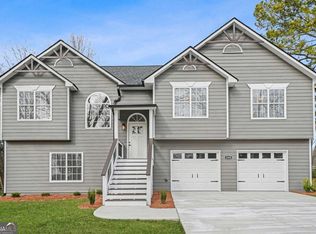 1905 Pilgrim Rd, Cumming, GA 30040