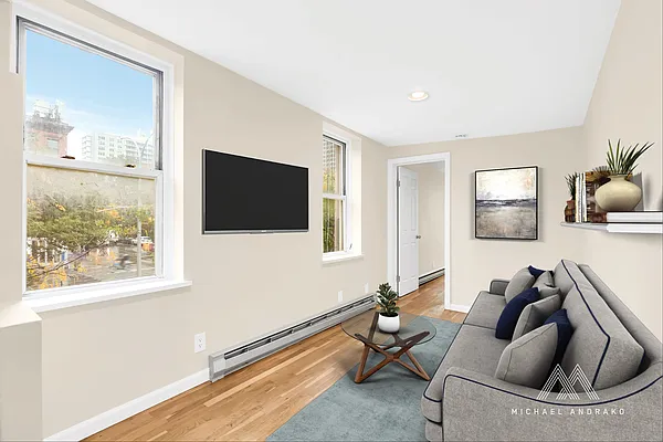 Rented by Cooper & Cooper Real Estate | media 10