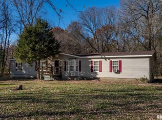 4543 Harvey St, Coello, IL 62825