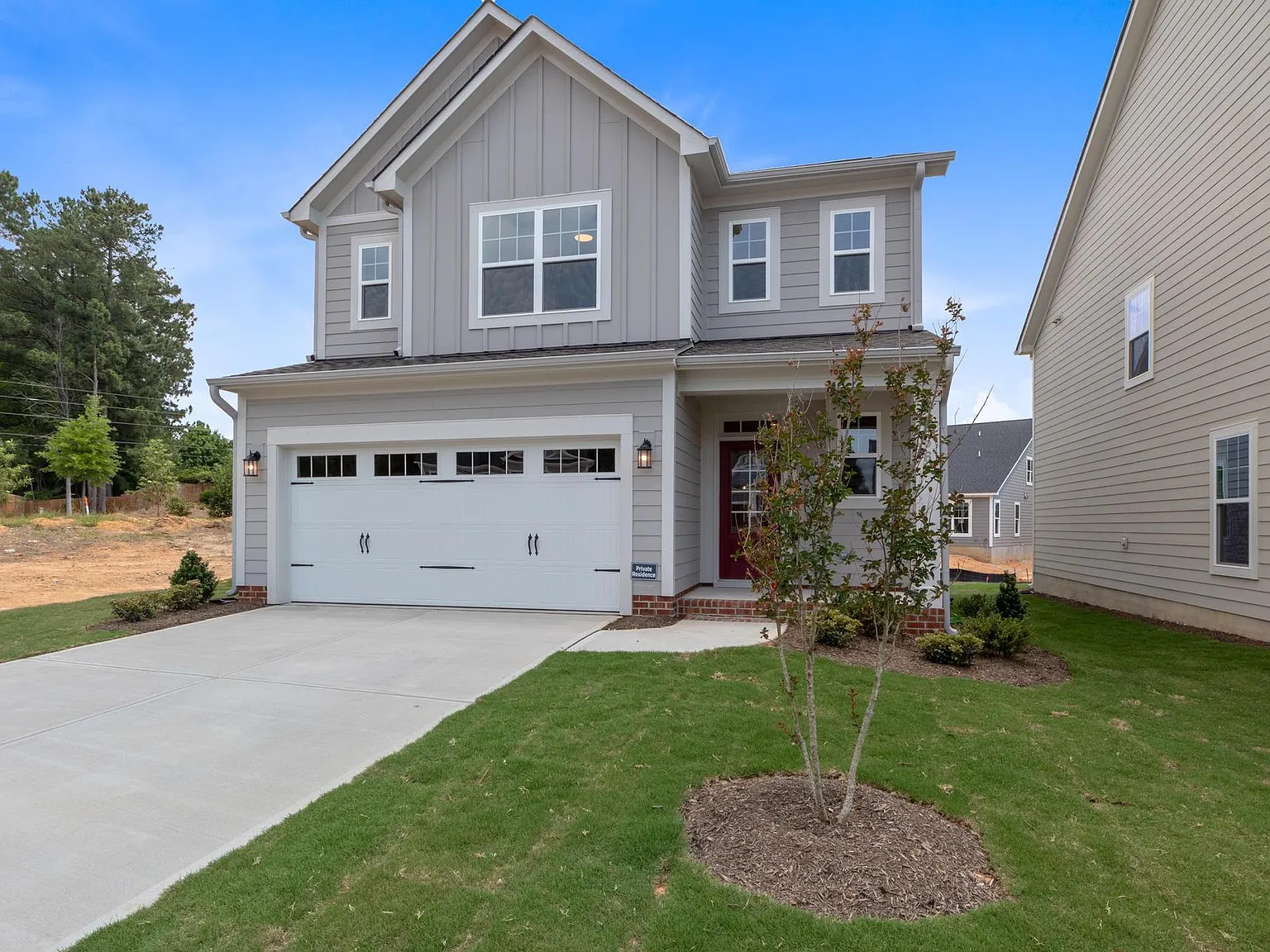 4 bed, 3.5 bath, 2768 sqft, $3,200 — Photo 3