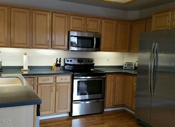 5th image of 10740 Sarah Barton Cir