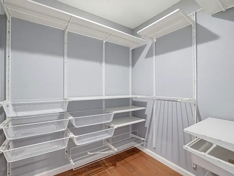 3490 Flora Vista Ave — Photo 19