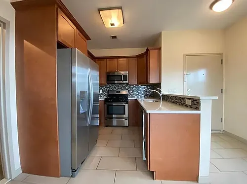 50 Oak St #104A Photo 1