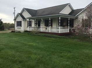 344 S Truhn Rd, Fowlerville, MI 48836