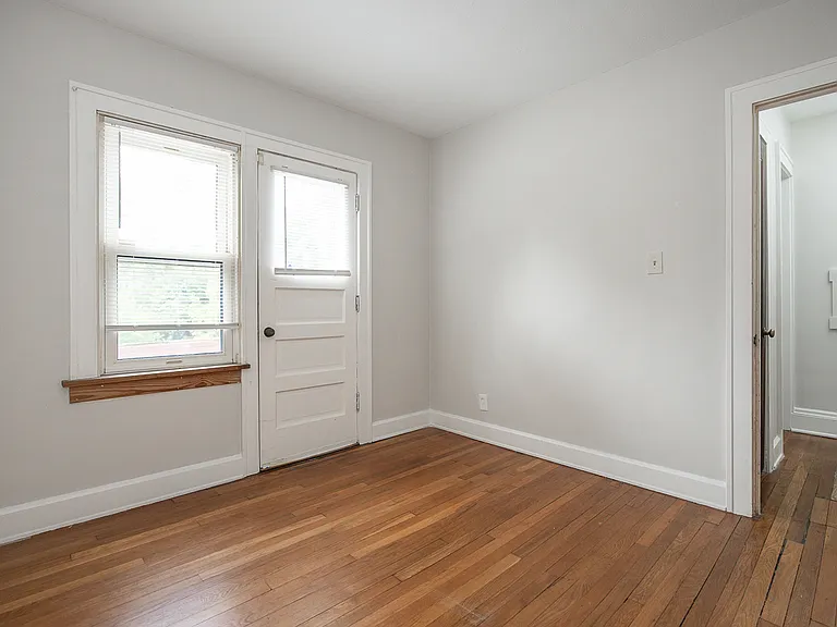 912 Cambridge Rd #B — Photo 17