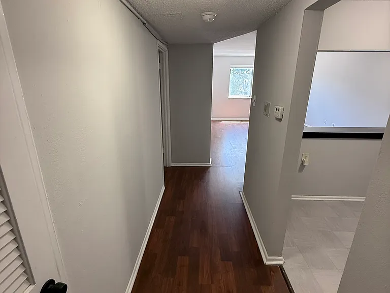 4355 Maryland Ave #314 — Photo 2