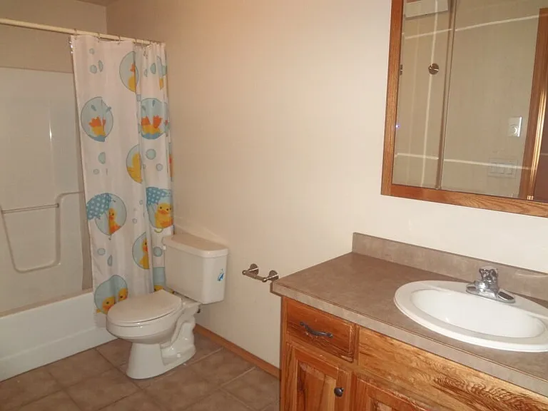 2834 Lincoln Ave — Photo 12