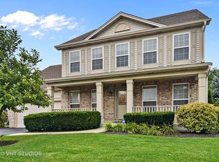 157 Hearthstone Dr, Bartlett, IL 60103