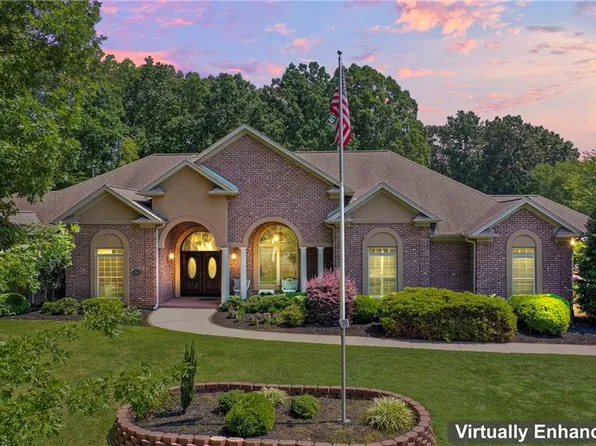 165 Stanley Farm Rd, Kernersville, NC 27284