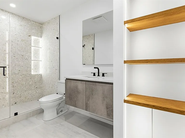 9 Algonquin Rd #2 — Photo 21
