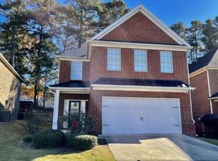 2033 Stancil Point Dr, Dacula, GA 30019