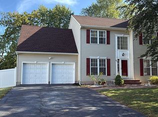 21 Lillian Ter, Piscataway, NJ 08854