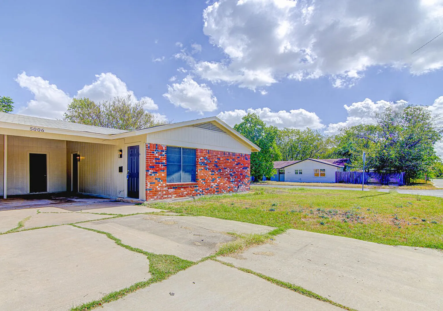 5006 Brighton Rd — Photo 3