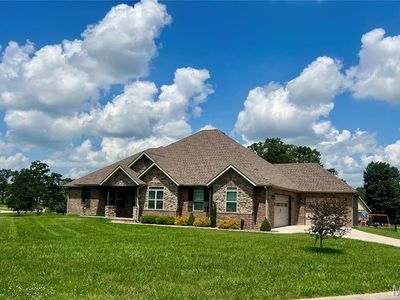 1095 Castle Rock Ave, Lebanon, MO, 65536