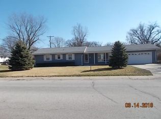 3011 E Maryland St, Decatur, IL 62521