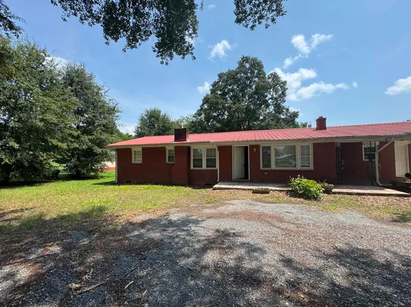 147 Westmore Dr, Ellenboro, NC 28040