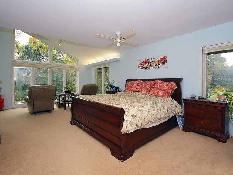 1 Raccoon Rd — Photo 13