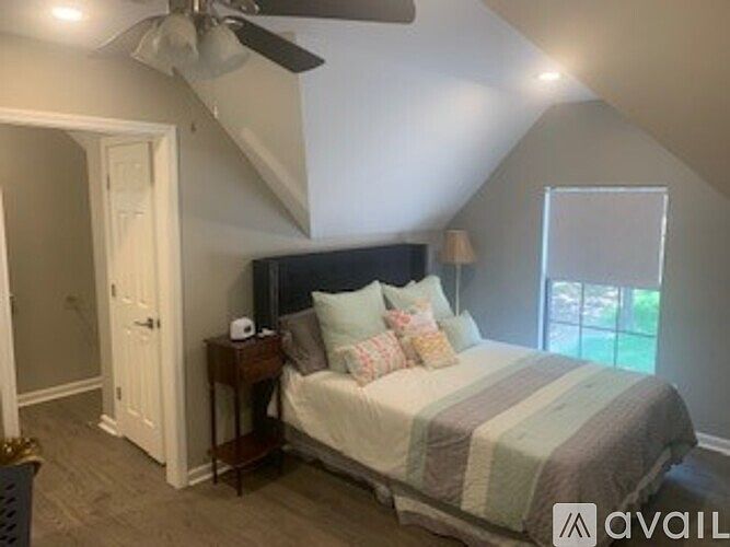 2nd image of 14 Robinwood Dr #14A