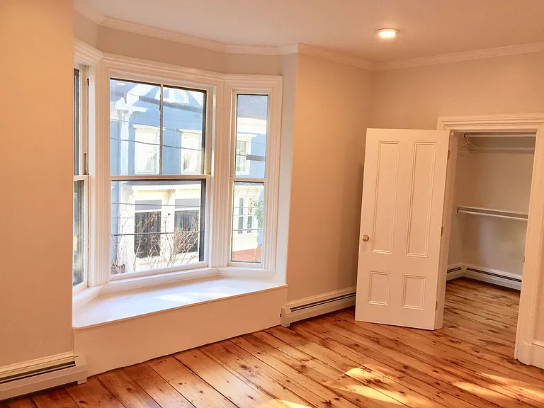 40 Spruce Street — Photo 8