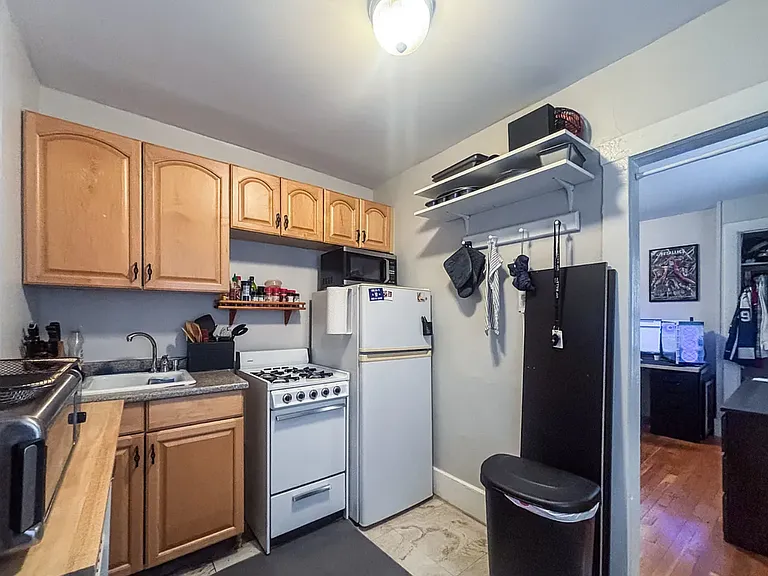 57 Dwight St #4 — Photo 10
