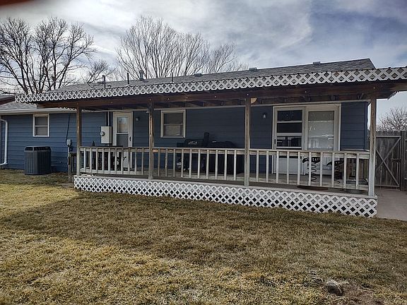 Covered Trex deck