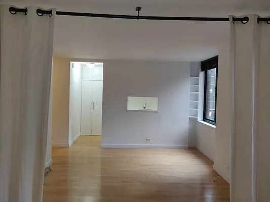 Rented by Tabak Real Estate | media 29