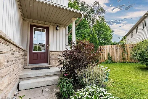 110 Activa Ave Photo 1