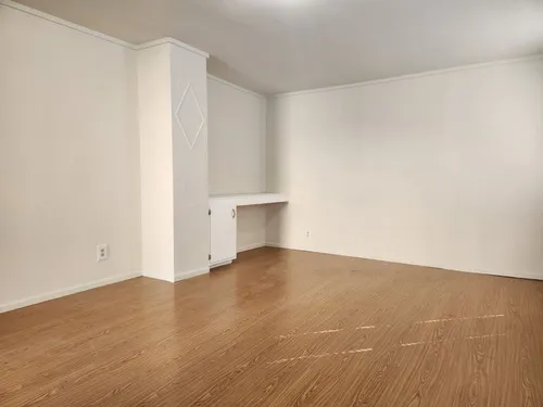 1222 Park Ave #5 Photo 1