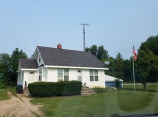 2845 S Oceana Dr, Shelby, MI 49455