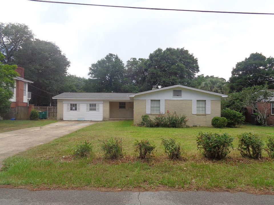 1st image of 585 Pocahontas Dr