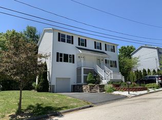 1 Arrowsic St, Worcester, MA 01606