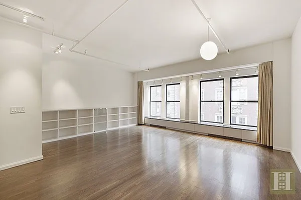 Rented by Halstead Real Estate | media 2