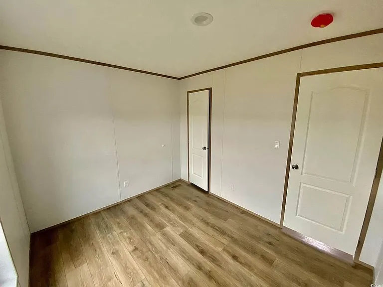 1434 Nathan Dr — Photo 9
