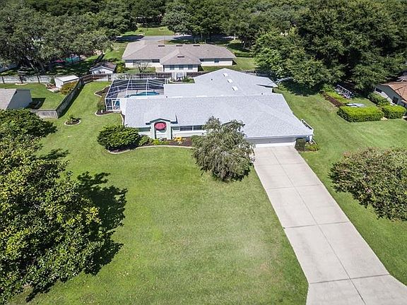 3rd image of 35128 Silver Oak Dr