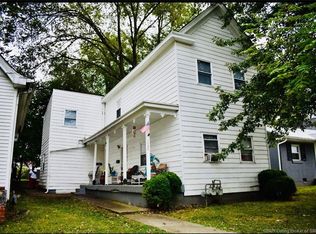 1420 Chartres St, New Albany, IN 47150