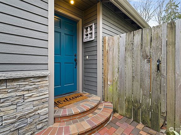 3rd image of 5119 S 346th Street