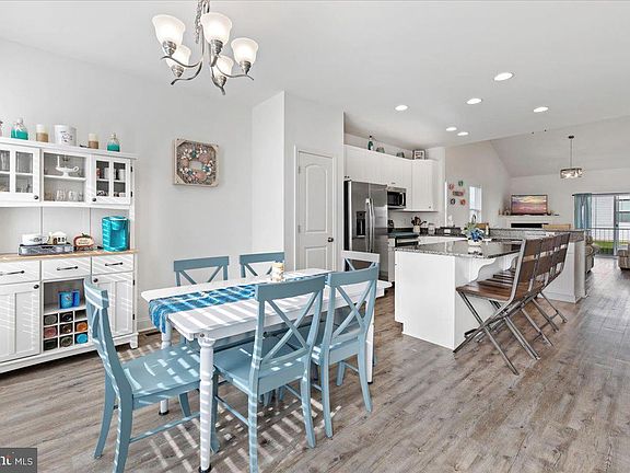 3rd image of 35434 Mercury Dr #49A