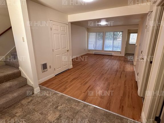 4th image of 4628 Capelin Dr #C
