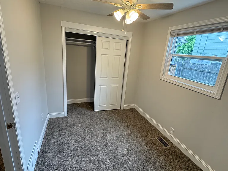 1315 N Iowa Ave — Photo 3